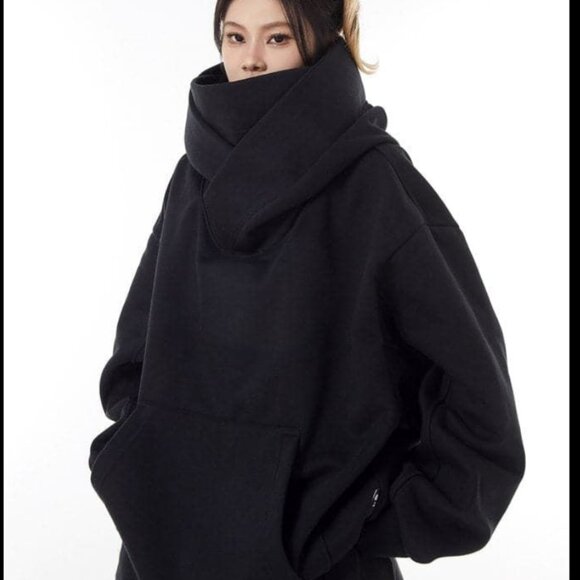 Japanese Streetwear Mega Hoodie - Picture 2 of 6